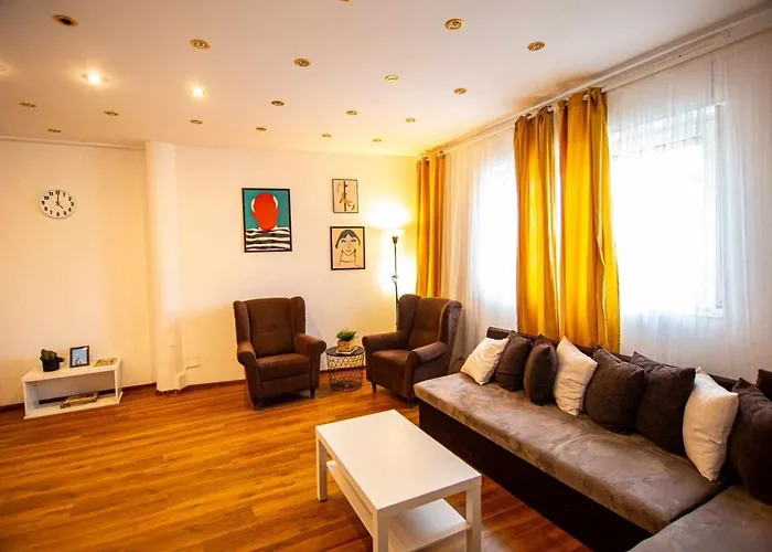 With Panoramic Terrace In Center Apartman